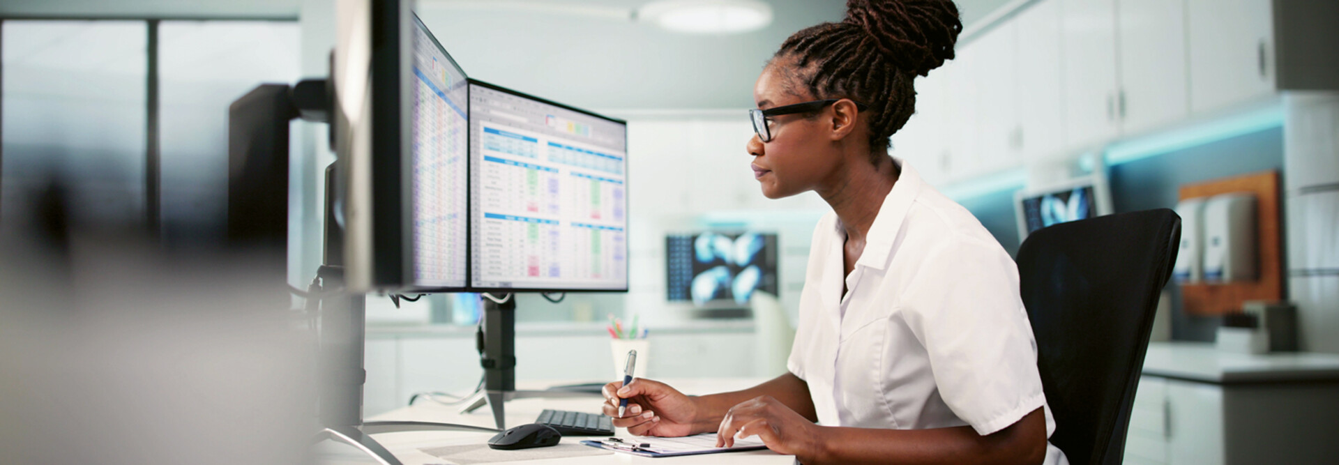 Understanding Cloud Management Challenges in Healthcare